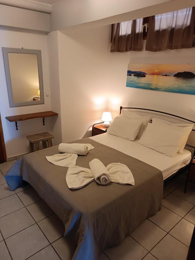 Apartament Voulias Αpartments Kini Zewnętrze zdjęcie
